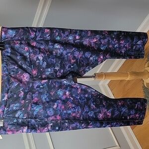 AVIA‎ Floral Print Active Athleisure Performance Workout Capri Leggings XL 16/18